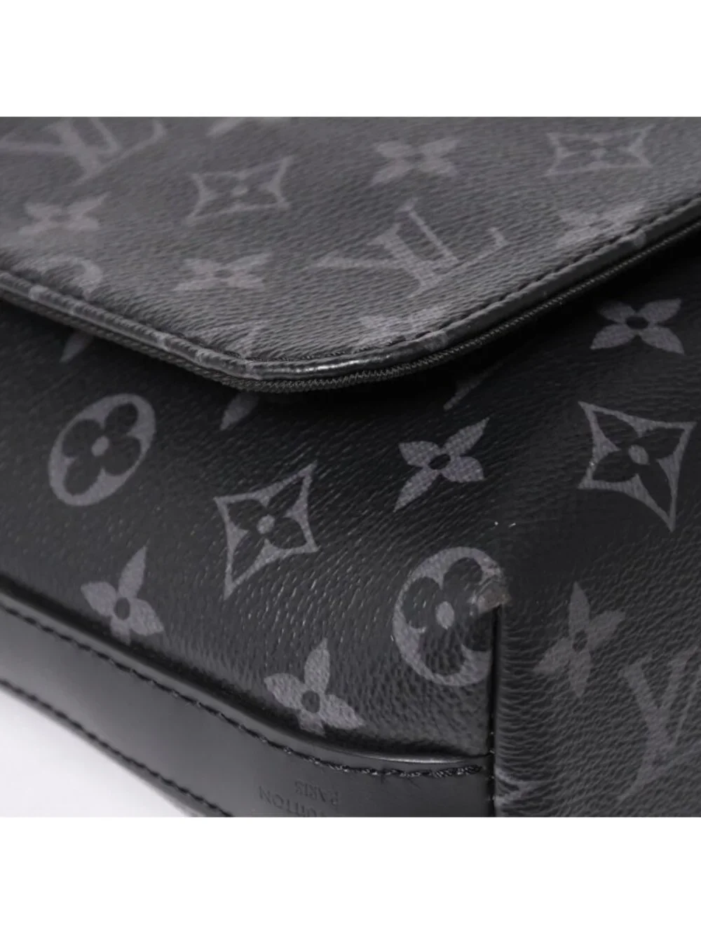 Louis Vuitton District MM Monogram Eclipse Shoulder Bag Black